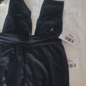 Zyia Black Jogger In A Bottle-NWT